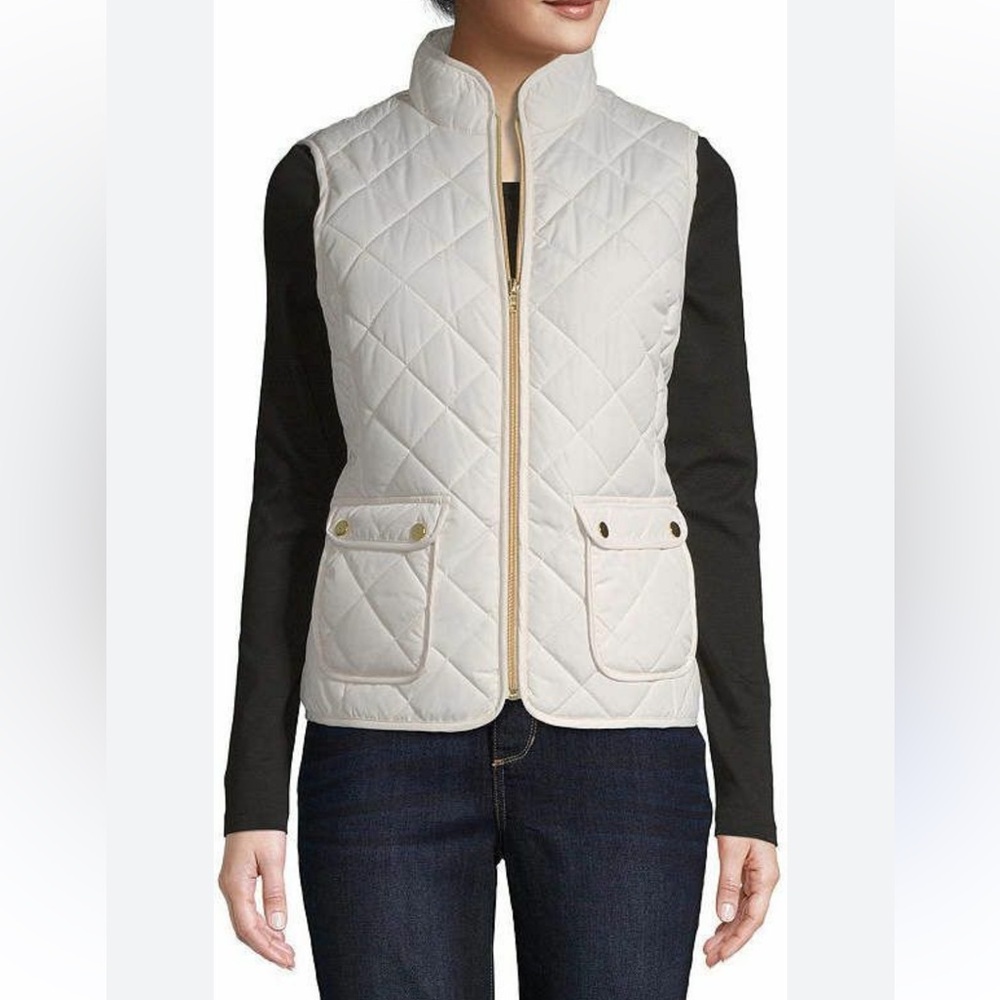 St John’s Bay 🤍💛Women's Quilted Ivory Cream Vest NWT
